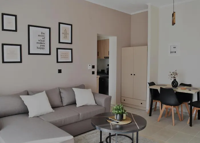 Pnoe Apartments